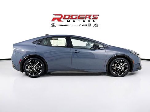 Used 2024 Toyota Prius Limited w/ Limited Premium Package image 8