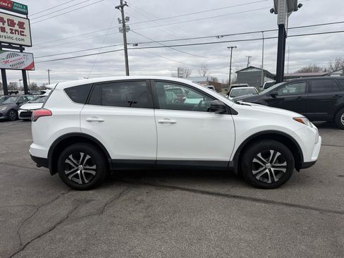 Used 2018 Toyota RAV4 LE w/ All Weather Liner Package image 5