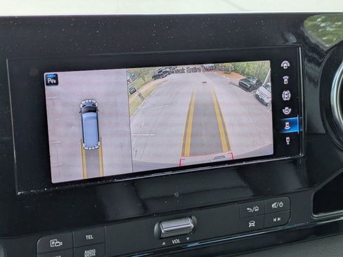 Used 2024 Mercedes-Benz Sprinter 2500 image 24