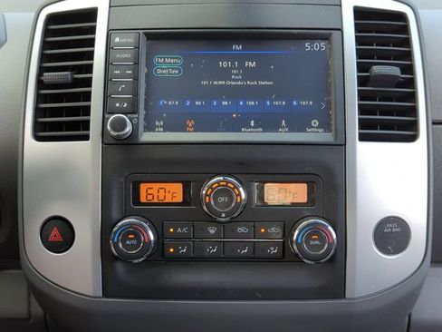 Used 2021 Nissan Frontier SV RWD image 12