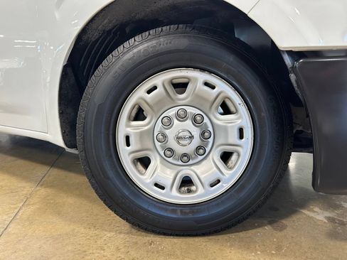 Used 2019 Nissan NV 2500 SV RWD image 10
