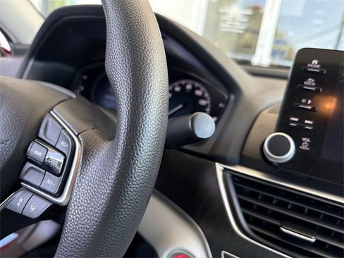 Used 2020 Honda Accord EX image 23