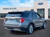 Used 2021 Ford Explorer XLT w/ Equipment Group 202A image 3