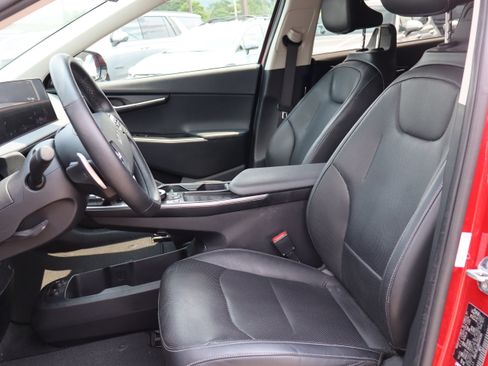Used 2022 Kia EV6 Wind AWD/4WD image 11