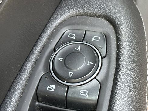 Used 2020 Cadillac XT5 Premium Luxury FWD image 14