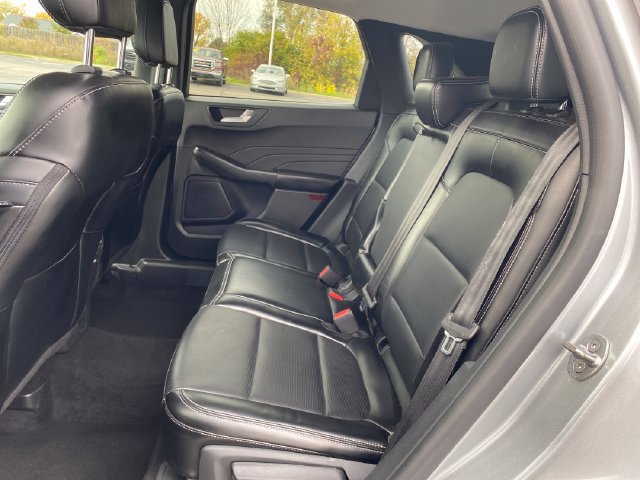 Used 2024 Ford Escape Platinum AWD/4WD image 19