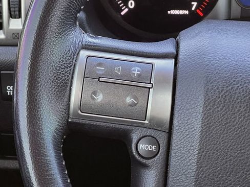 Used 2014 Lexus GX 460 image 12