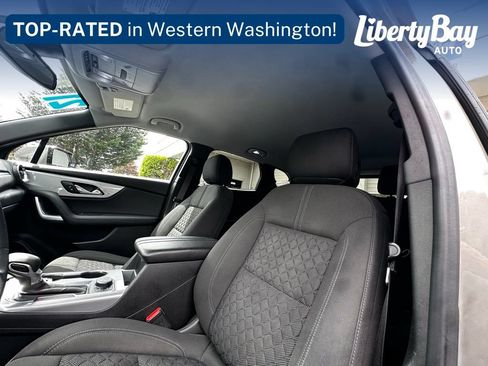 Used 2021 Chevrolet Blazer LT AWD/4WD image 19