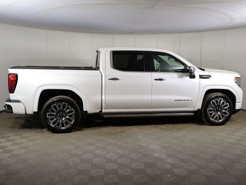 Used 2024 GMC Sierra 1500 Denali Ultimate AWD/4WD image 19