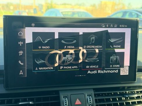 Certified 2025 Audi Q5 2.0T Premium Plus w/ Premium Plus Package AWD/4WD image 9