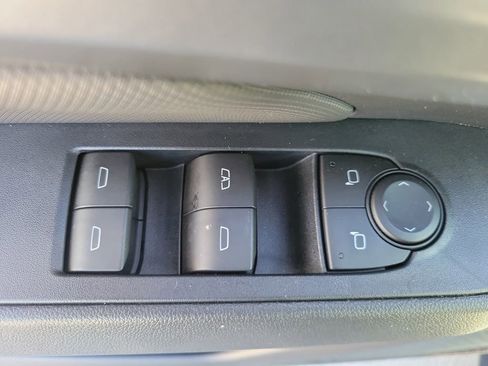 Used 2026 Chevrolet Equinox EV RS image 21