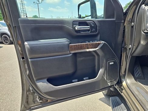 Used 2022 GMC Sierra 2500 Denali AWD/4WD image 15