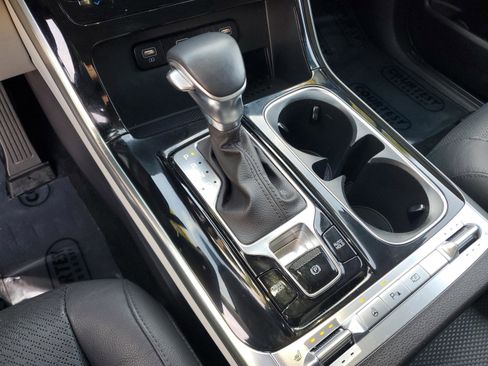 Certified 2023 Kia Carnival SX Prestige image 25