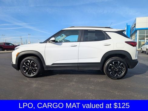 Used 2023 Chevrolet TrailBlazer LT w/ Convenience Package image 4