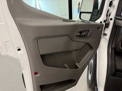 New 2026 Ford Transit 250 148 Medium Roof image 13