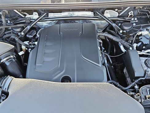 Certified 2025 Audi Q5 Premium Plus w/ Premium Plus image 24