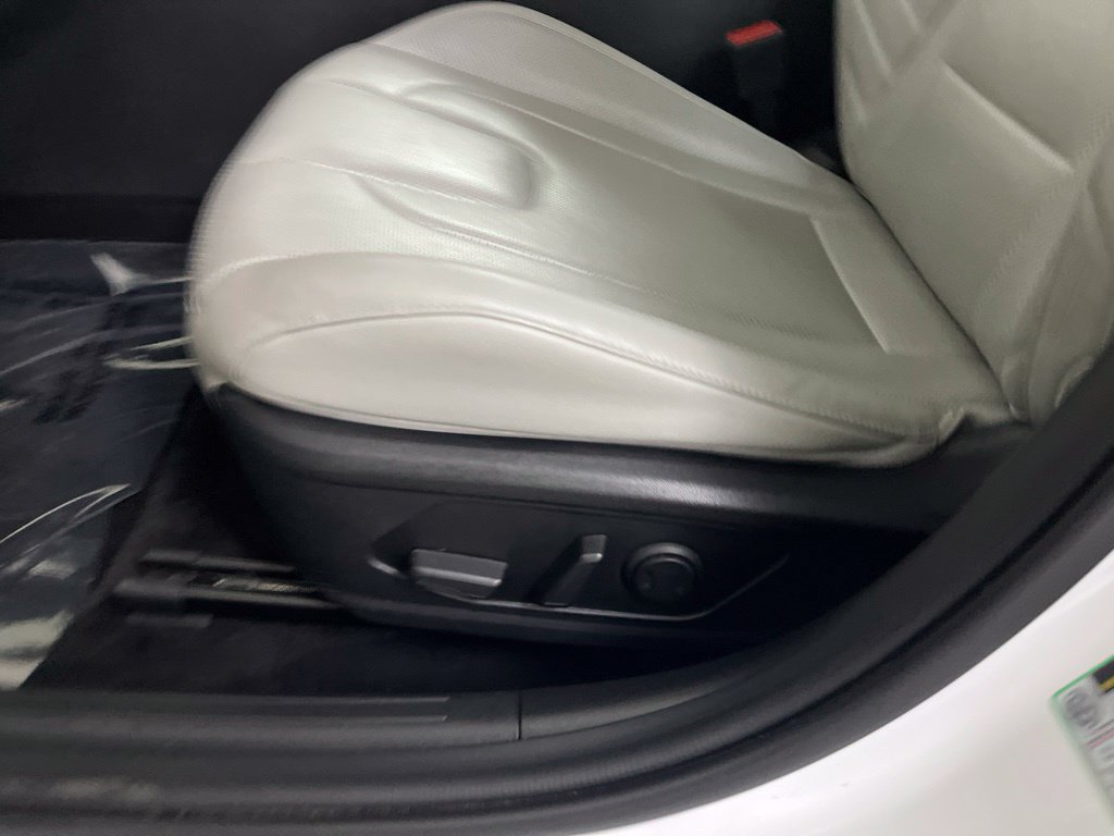 Used 2024 Hyundai Elantra Limited FWD image 50
