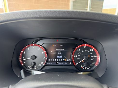 Used 2024 Nissan Frontier PRO-4X w/ Off-Road Protection Package image 21