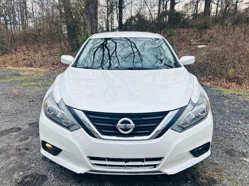 Used 2018 Nissan Altima 2.5 SR w/ SR Special Edition image 7