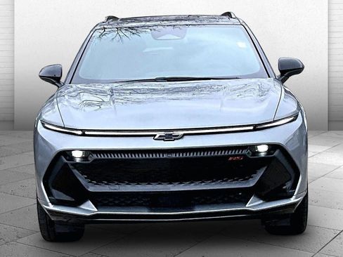 New 2026 Chevrolet Equinox EV RS w/ Convenience Package II AWD/4WD image 12