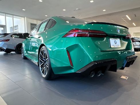 New 2026 BMW M5 w/ Carbon Package image 6