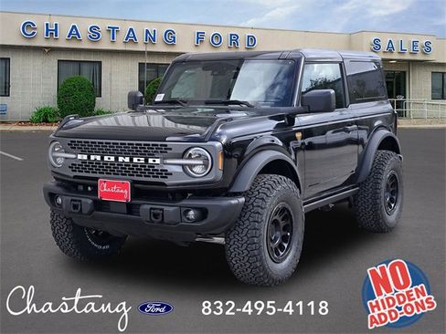 New 2025 Ford Bronco Badlands image 1