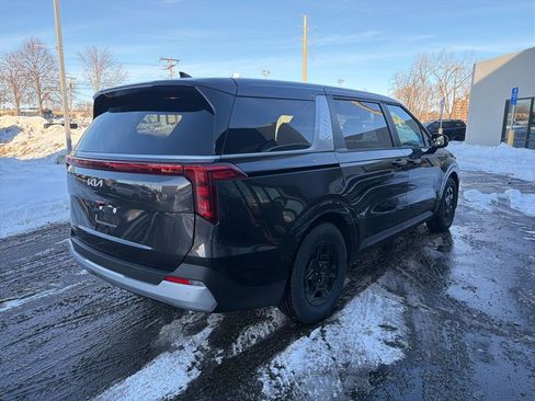 New 2026 Kia Carnival LX image 6