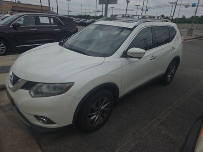 Used 2015 Nissan Rogue SL w/ SL Premium Package