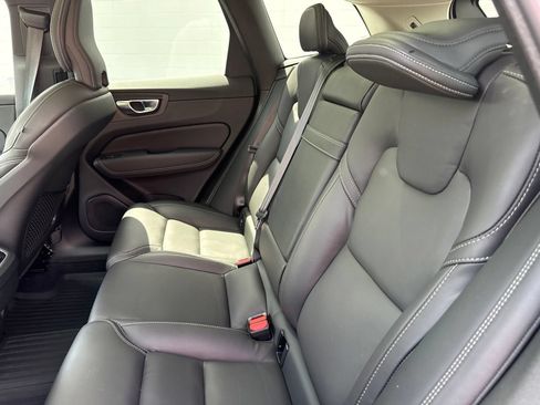 Used 2021 Volvo XC60 T5 Inscription w/ Climate Package AWD/4WD image 16