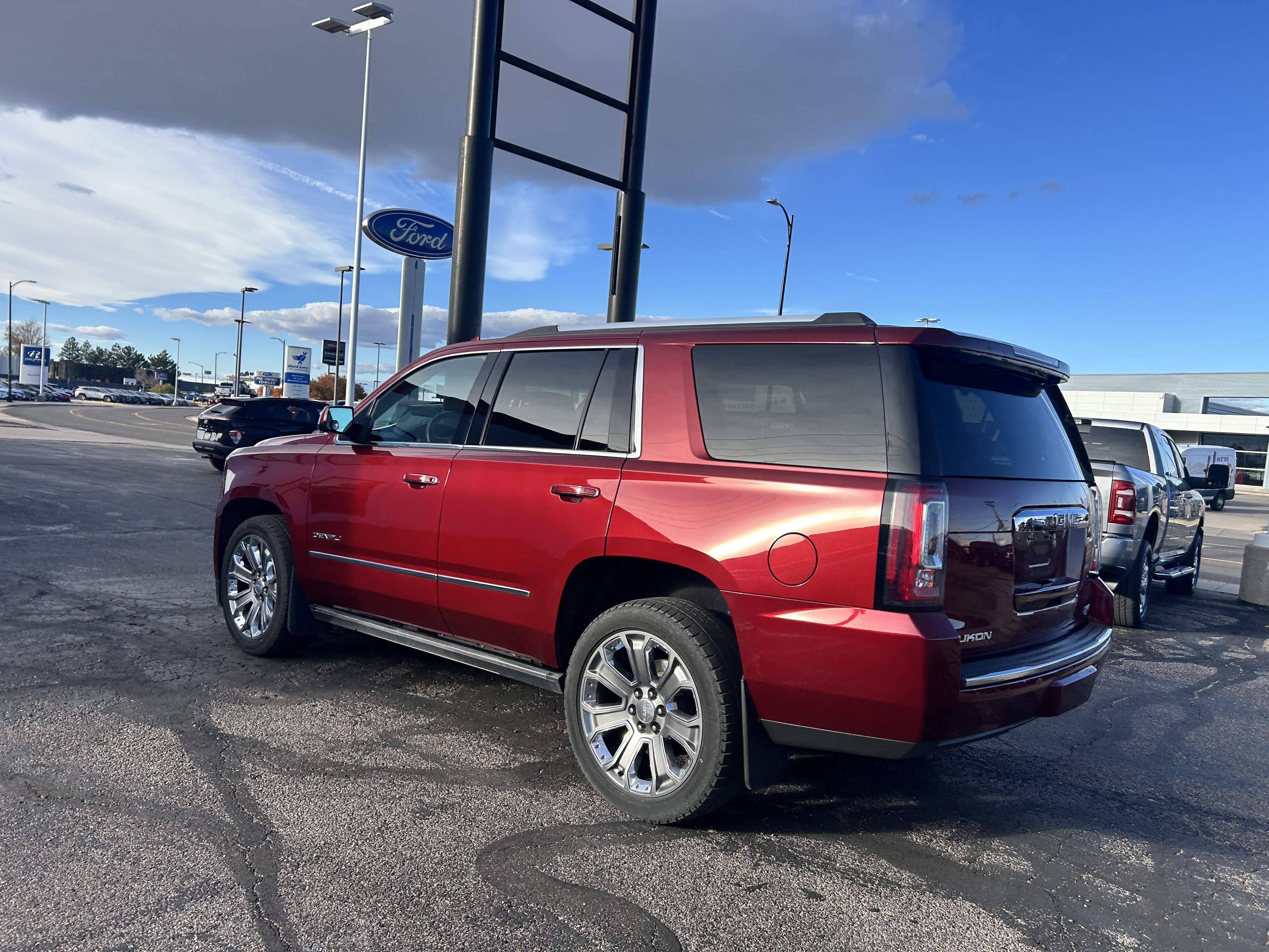 Used 2016 GMC Yukon Denali w/ Open Road Package AWD/4WD image 3