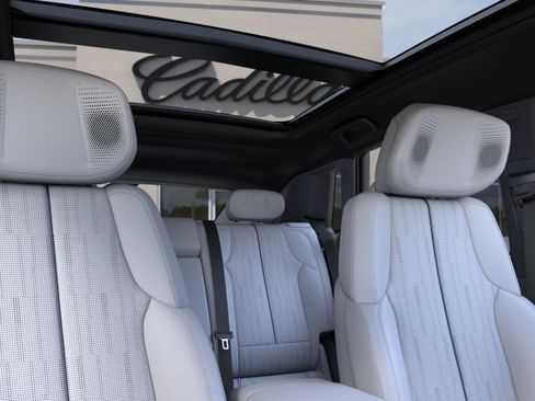 New 2026 Cadillac Lyriq Premium Luxury w/ LPO, Floor Liner Package AWD/4WD image 24