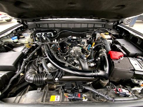 Used 2022 Ford Bronco Wildtrak image 28