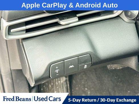 Used 2023 Hyundai Elantra SEL w/ Preferred Accessory Package image 11