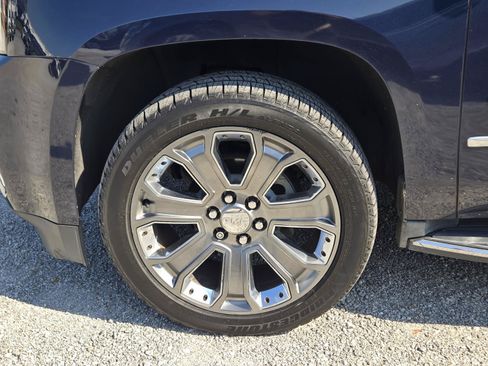 Used 2017 GMC Yukon Denali w/ Open Road Package RWD image 7