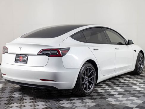 Used 2023 Tesla Model 3 Standard Range RWD image 7