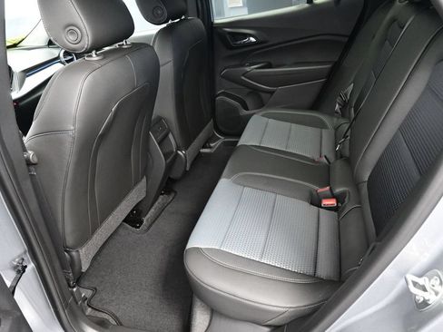 New 2026 Chevrolet Trax LT w/ Driver Confidence Package FWD image 13