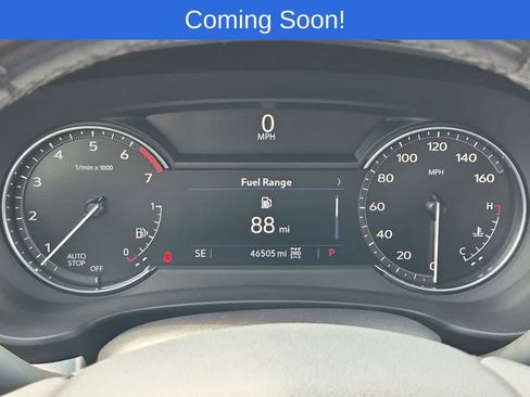 Used 2023 Cadillac XT4 Premium Luxury w/ Cold Weather Package AWD/4WD image 32