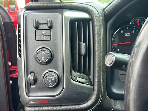 Used 2018 Chevrolet Silverado 2500 LTZ w/ Duramax Plus Package AWD/4WD image 15