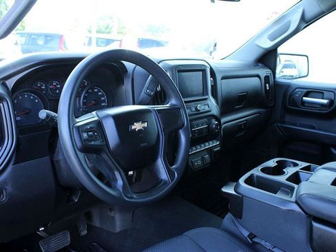 Used 2021 Chevrolet Silverado 1500 Custom image 16