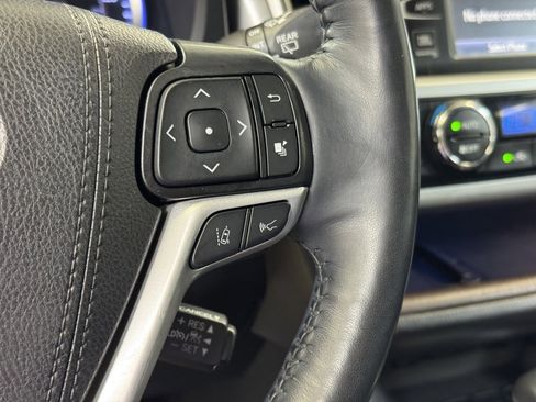 Used 2019 Toyota Highlander Limited Platinum image 37
