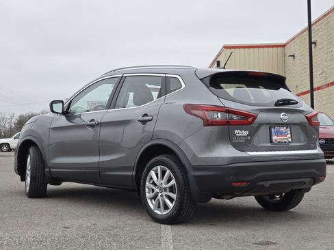 Used 2022 Nissan Rogue Sport SV image 19