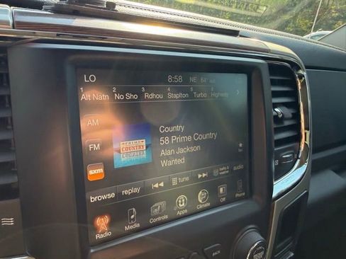 Used 2017 RAM 2500 Laramie AWD/4WD image 44
