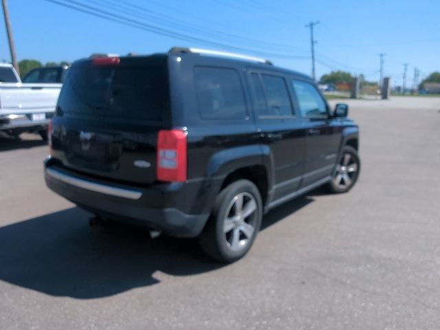 Used 2016 Jeep Patriot High Altitude FWD image 7