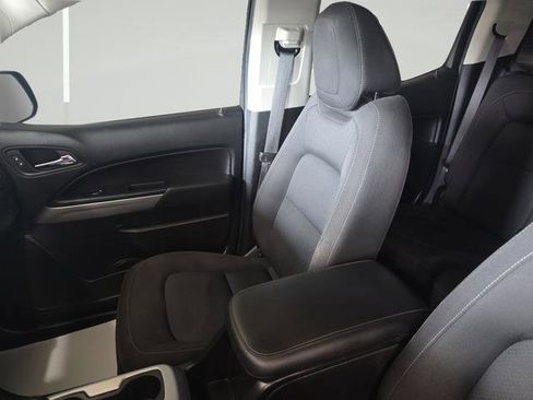 Used 2019 Chevrolet Colorado LT w/ LT Convenience Package AWD/4WD image 22