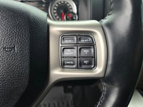 Used 2017 RAM 1500 Laramie w/ Convenience Group image 25