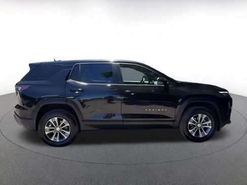 Used 2025 Chevrolet Equinox LT FWD image 9