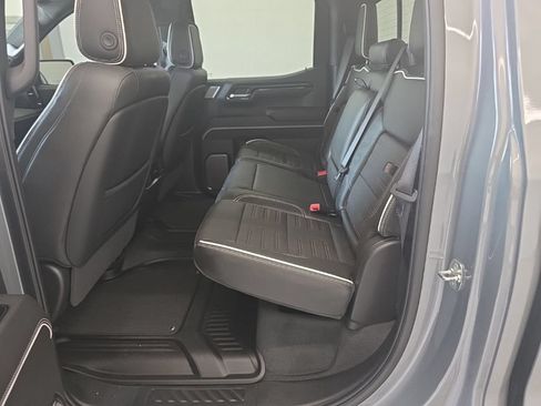 Used 2025 GMC Sierra 1500 AT4X AWD/4WD image 33