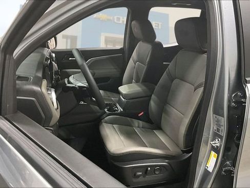 New 2026 Chevrolet Colorado ZR2 w/ ZR2 Bison Edition image 9