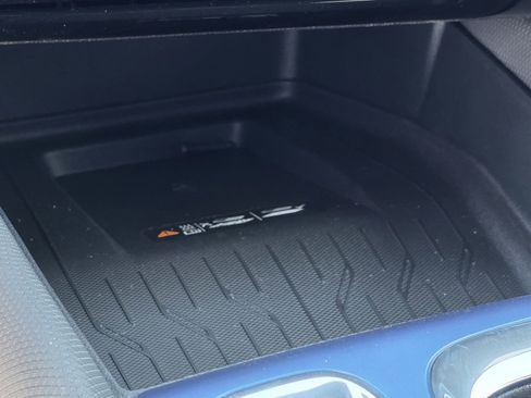 New 2026 Chevrolet Equinox EV LT w/ LPO, Blackout Package image 27