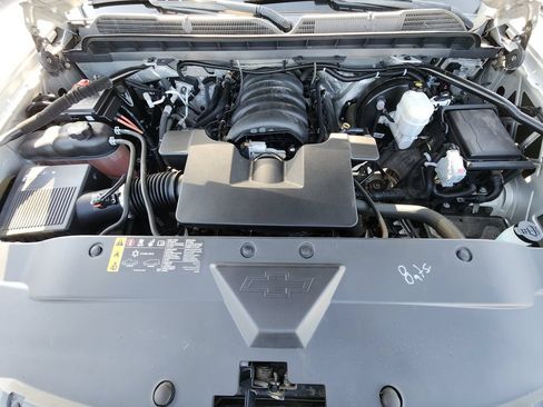 Used 2018 Chevrolet Silverado 1500 LTZ Z71 w/ Redline Edition AWD/4WD image 29